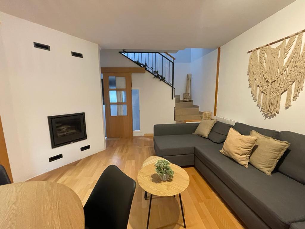 Apartamento La Añaza Villanúa Exterior foto