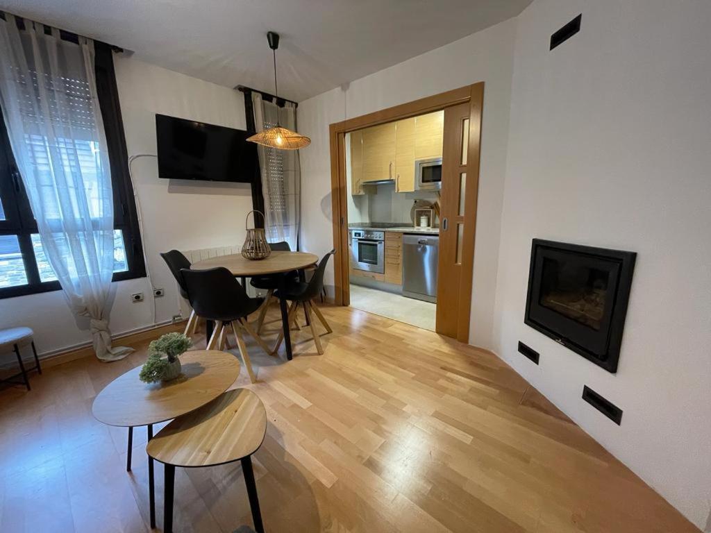 Apartamento La Añaza Villanúa Exterior foto